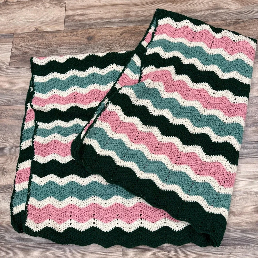 Hand Crocheted Vintage Chevron Afghan Blanket Green Pink‎ Cream Striped Throw